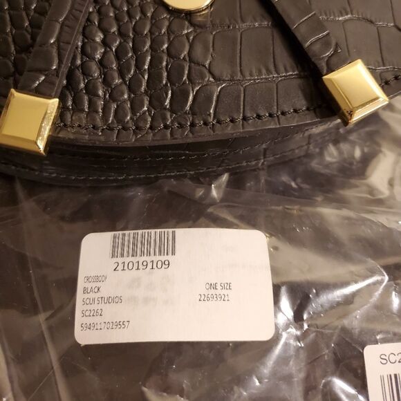 Scui Studios Half Moon Croc Embossed Leather Crossbody Bag in Black - NEW - Picture 12 of 13